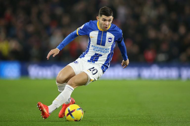Julio Enciso: The Paraguayan Prodigy Who Learned Football on YouTube and Made It to the Premier League