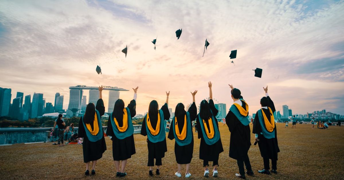 Seniors Motivation Farewell Shayari